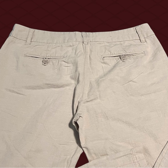 Dalia Khaki Pants Junior’s Size 8 Button Accents Straight Leg Modern Fit Office - Picture 8 of 10